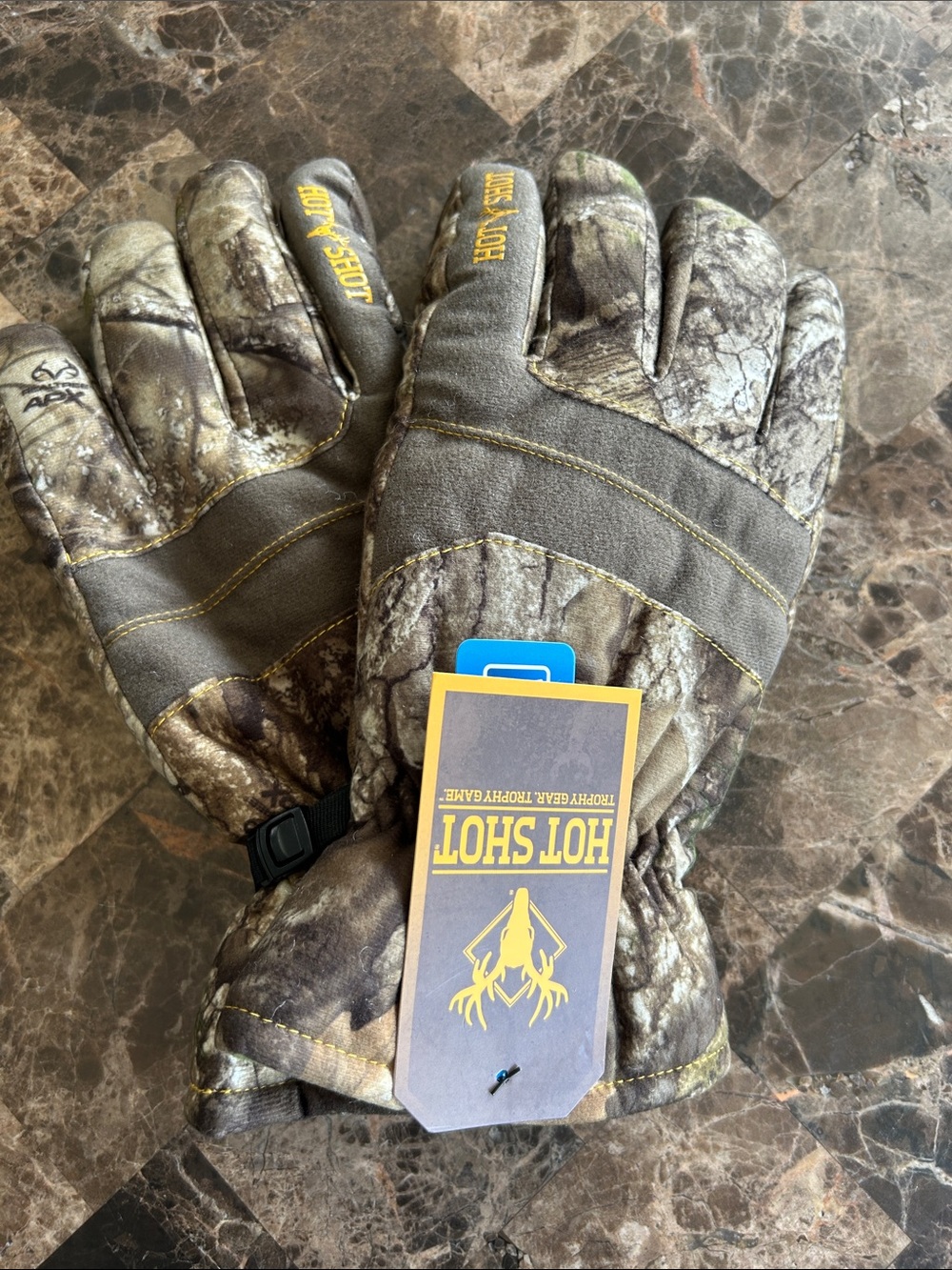 NWT 🆕 Realtree Men’s Insulated Camo Gloves - Mossy Oak size S/M